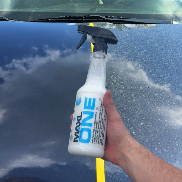 MAXL ONE w/ Triphene – All-in-One Car Paint Protection